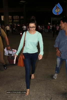 Shraddha Kapoor Spotted at Airport - 6 of 13