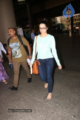 Shraddha Kapoor Spotted at Airport - 11 of 13
