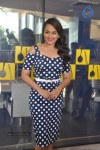 sonakshi-sinha-at-womens-health-magazine-event