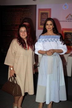 Sonali Bendre Book Success Party - 20 of 63
