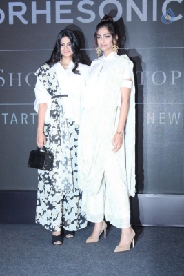 Sonam Kapoor and Rhea Kapoor at Rheson Event - 5 of 28