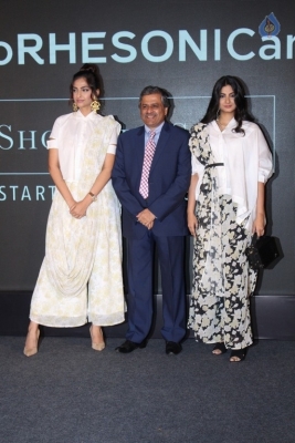 Sonam Kapoor and Rhea Kapoor at Rheson Event - 13 of 28