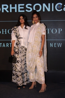 Sonam Kapoor and Rhea Kapoor at Rheson Event - 16 of 28