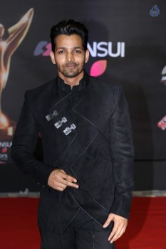 Stardust Awards 2016 Red Carpet 1 - 61 of 62