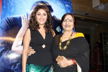 Stars at Jeena Isi Ka Naam Hai Premiere - 17 of 42