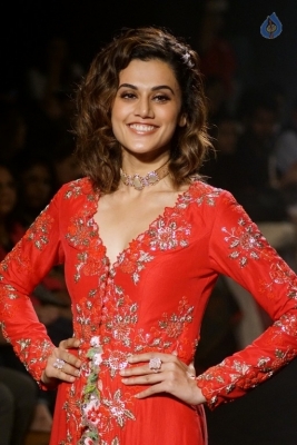 Taapsee at LFW Winter Festive 2017 - 8 of 18