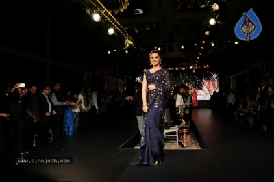 Tapsee Pannu At Forevermark Collection Fashion Show - 3 of 9