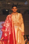 tarun-tahiliani-solo-show-for-sahachari-foundation