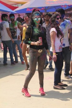 TV Celebrities at BCL Holi 2016 - 9 of 49