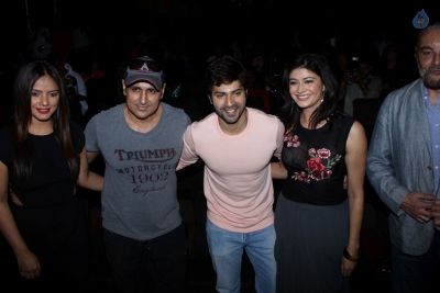 Varun Dhawan Encourage Young Film Makers at Film Festival - 10 of 21