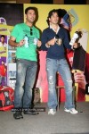 yuvraj-singh-showcasing-products-at-the-launch