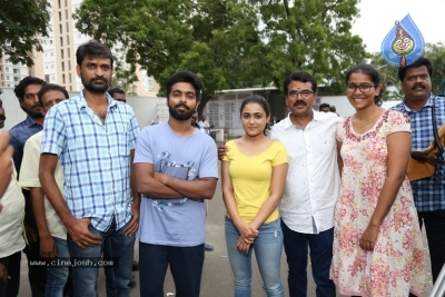 100 Percent Kaadhal Shooting Completed - 2 of 12