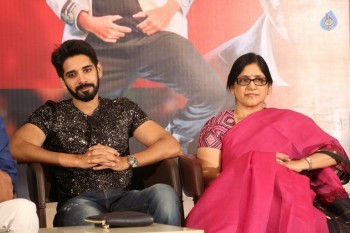 Aatadukundam Raa Success Meet - 13 of 21