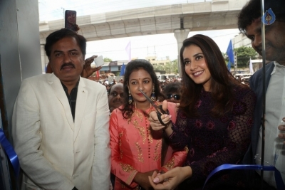 Actress Raashi Khanna Launches Big C Mobile Store at Kukatpally - 7 of 21