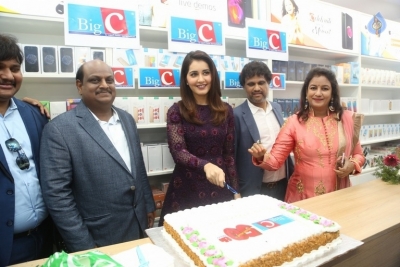 Actress Raashi Khanna Launches Big C Mobile Store at Kukatpally - 14 of 21