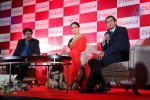 aishwarya-rai-launches-lifecell-public-stem-cell-banking