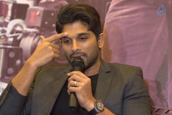 Allu Arjun at Sarrainodu Press Meet in Bangalore - 8 of 21