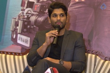 Allu Arjun at Sarrainodu Press Meet in Bangalore - 12 of 21