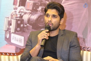 Allu Arjun at Sarrainodu Press Meet in Bangalore - 18 of 21