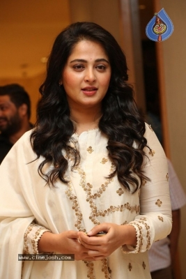 Anushka at Bhaagamathie Pre Release Event - 4 of 27