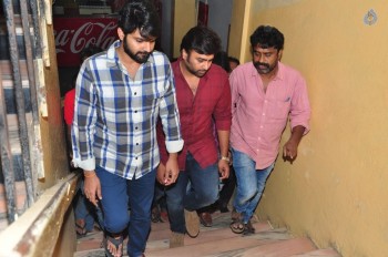 Appatlo Okadundevadu Theatre Coverage Photos - 61 of 61