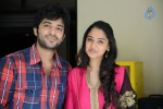 boy-meets-girl-tholiprema-katha-working-stills