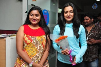 Catherine Tresa at Radio City - 1 of 62