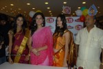 deeksha-visits-rs-brothers-shopping-mall