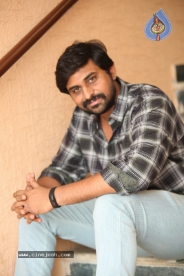 Director Ajay Bhupathi Interview Stills - 18 of 19