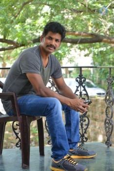 Director Veeru Potla Interview Photos - 1 of 21