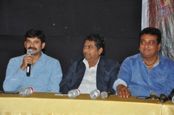 Dwaraka Team Press Meet at Haailand - 6 of 41