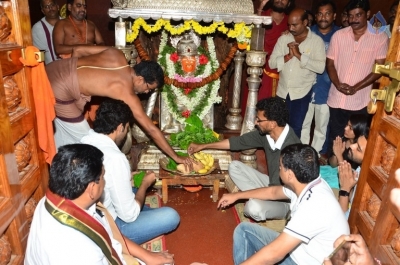 Fidaa Team at Maddi Anjaneya Swamy Temple - 3 of 42