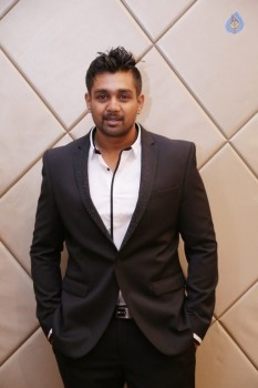 Kaadhalin Pon Veethiyil Tamil Film Launch - 40 of 54