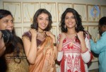 kajal-agarwal-n-deeksha-seth-inaugurates-vaishnavi-gold-shop