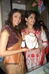 kajal-agarwal-n-deeksha-seth-inaugurates-vaishnavi-gold-shop