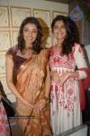 kajal-agarwal-n-deeksha-seth-inaugurates-vaishnavi-gold-shop