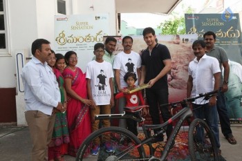 Mahesh Babu Presents Srimanthudu Cycle - 3 of 20