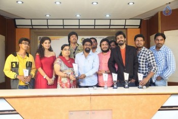 Manasantha Nuvve Platinum Disc Function - 23 of 31