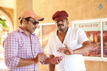 Mister Movie Working Stills - 6 of 9