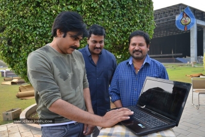 Pawan Kalyan Launches 2 Countries Movie Teaser - 15 of 20