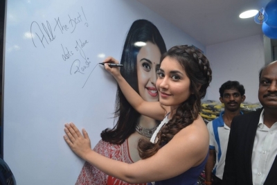 Raashi Khanna Launches Big C Mobile Store - 7 of 12