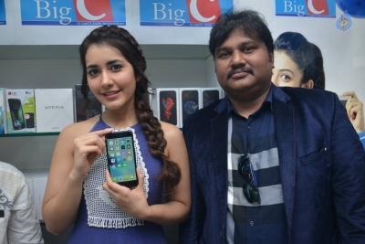Raashi Khanna Launches Big C Mobile Store - 11 of 12