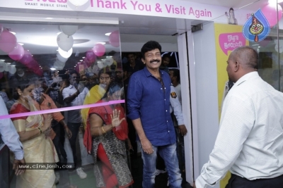 Rajasekhar and Jeevitha at B New Mobile Store Opening - 4 of 6