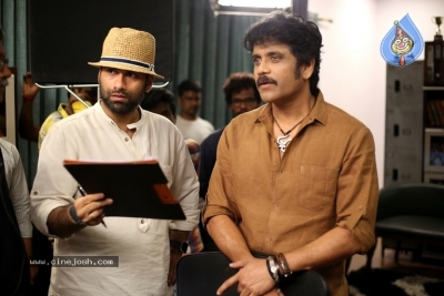 Raju Gari Gadhi 2 Movie Working Photos - 4 of 8