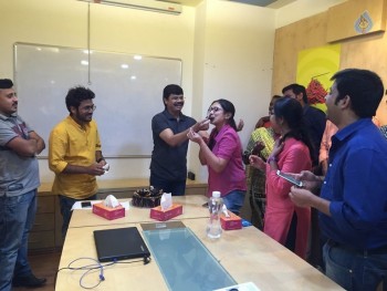 Sarrainodu Success Celebrations at Radio Mirchi  - 3 of 8