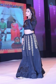 Size Zero Audio Launch 3 - 19 of 72