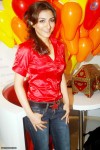 Soha Ali Khan AT Tata Docomo Show Room - 15 of 20