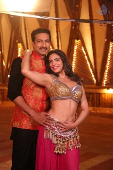 Soukhyam Item Song Photos - 8 of 42