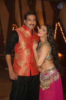 Soukhyam Item Song Photos - 20 of 42