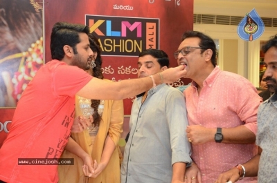Srinivasa Kalyanam Team at KLM Fashion Mall - 21 of 25